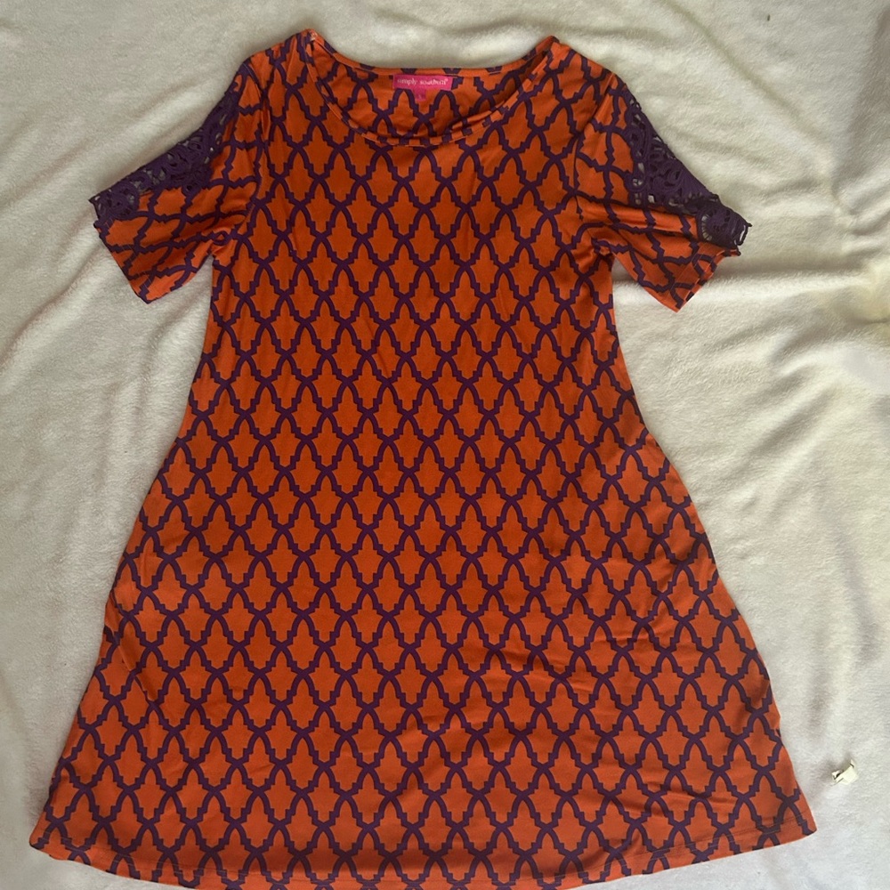 Simply Southern Orange and Purple Patterned Ladies Dress. Size small. Work once
